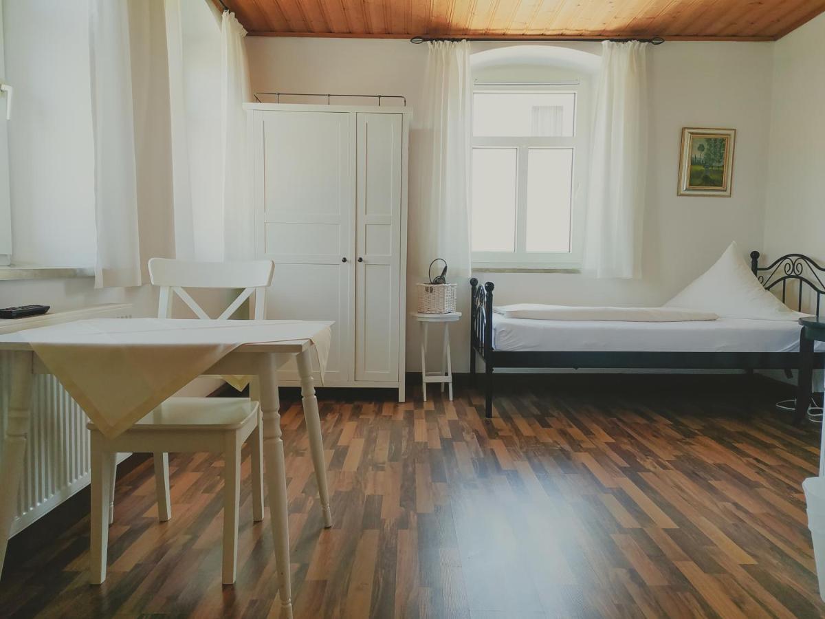 Dorfschaenke Deggendorf Hotel & Apartmenthaus & Biergarten, E-Bike-Verleih Kostenlos Номер фото